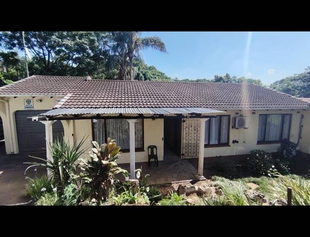 3 BEDROOM SIMPLEX FOR SALE IN ESCOMBE